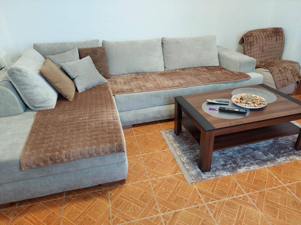Apartmani Jovan Ulcinj Esterno foto