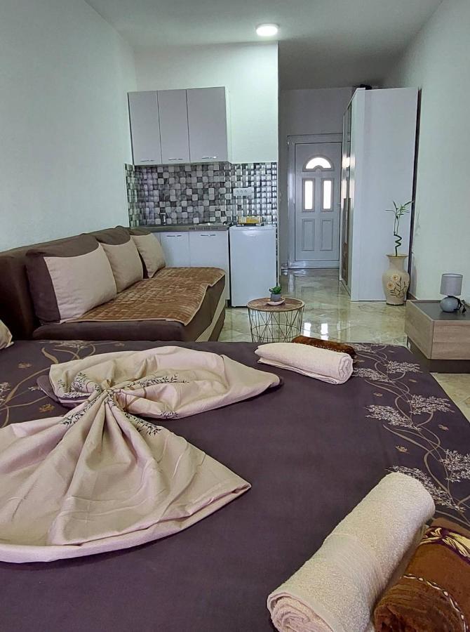 Apartmani Jovan Ulcinj Esterno foto