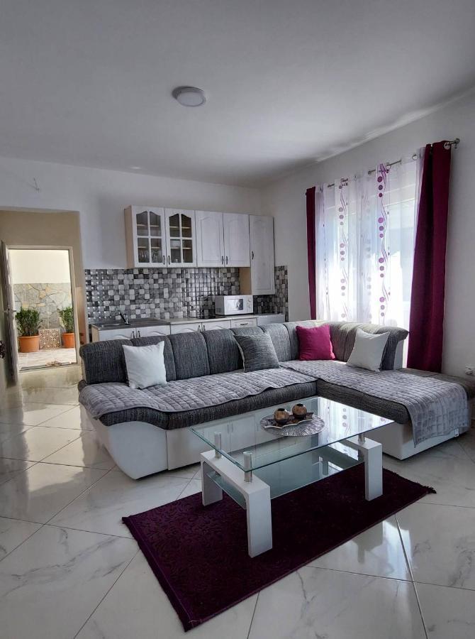Apartmani Jovan Ulcinj Esterno foto