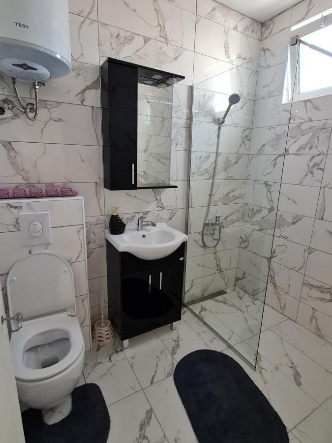 Apartmani Jovan Ulcinj Esterno foto